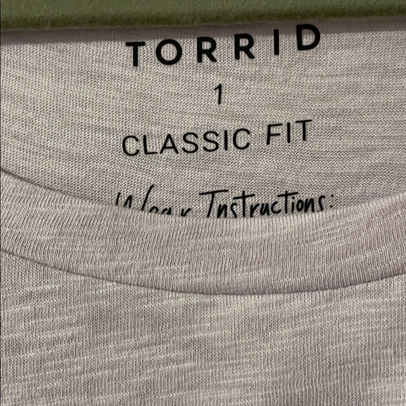 NWT TORRID DONT MESS WITH MAMA TEE PURPLE - Picture 3 of 3